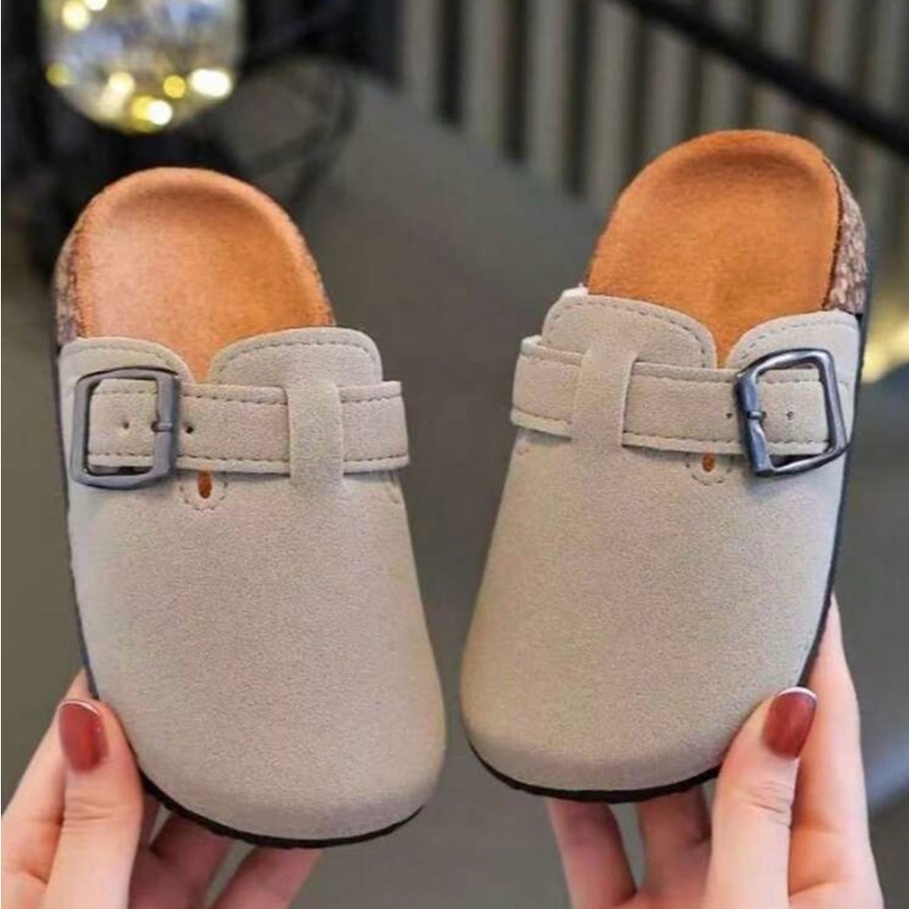 NWOT Stylish Beige Slip-On Toddler Shoes with Buckle